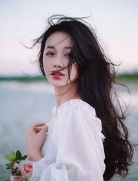 咬红妆池栀霍初南